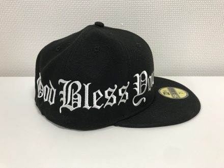 God Bless You 　ニューエラ　キャップ刺繍