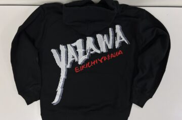 Yazawa筆BIGロゴ　プルオーバーパーカ刺繍加工